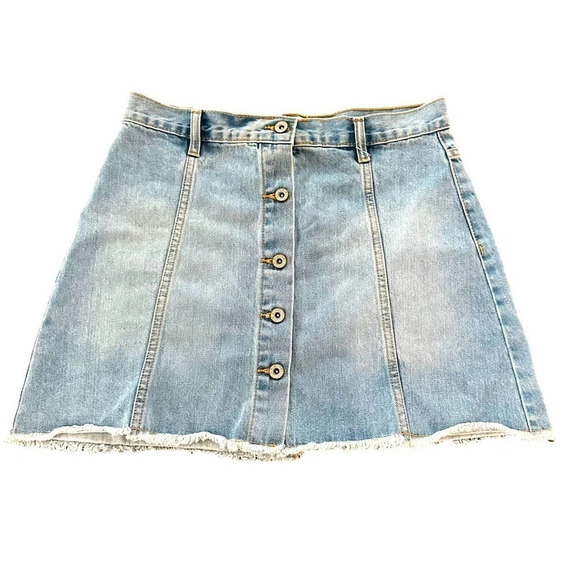 NWT Forever 21 size 28/6 Light Wash 100% Cotton Button Up Denim Mini Skirt Jean - Picture 1 of 6